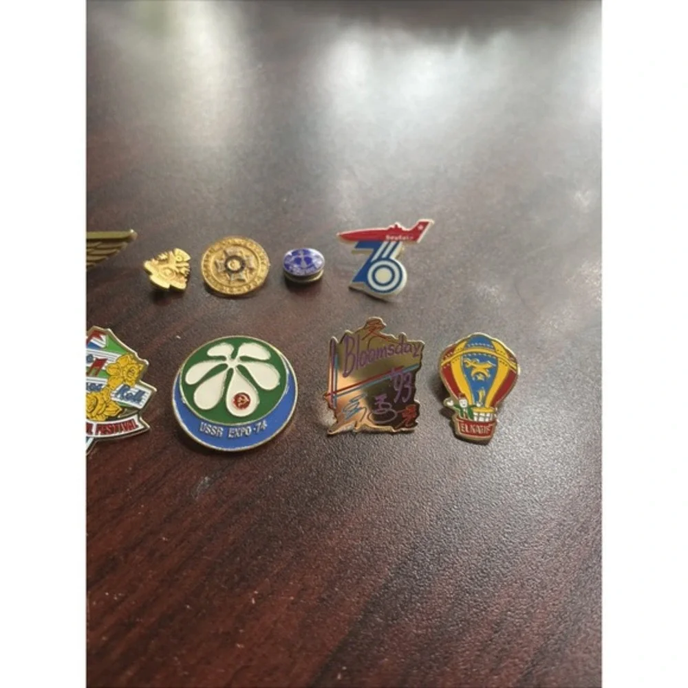 Lot Of 10‎ Random Mixed Lapel Hat Pins B1